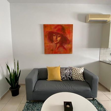 Cosy One Bedroom Apartment In Pafos Exterior photo